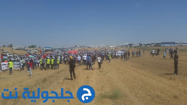 الآلاف يشاركون بمسيرة العودة في قرية وادي زبالة المهجرة